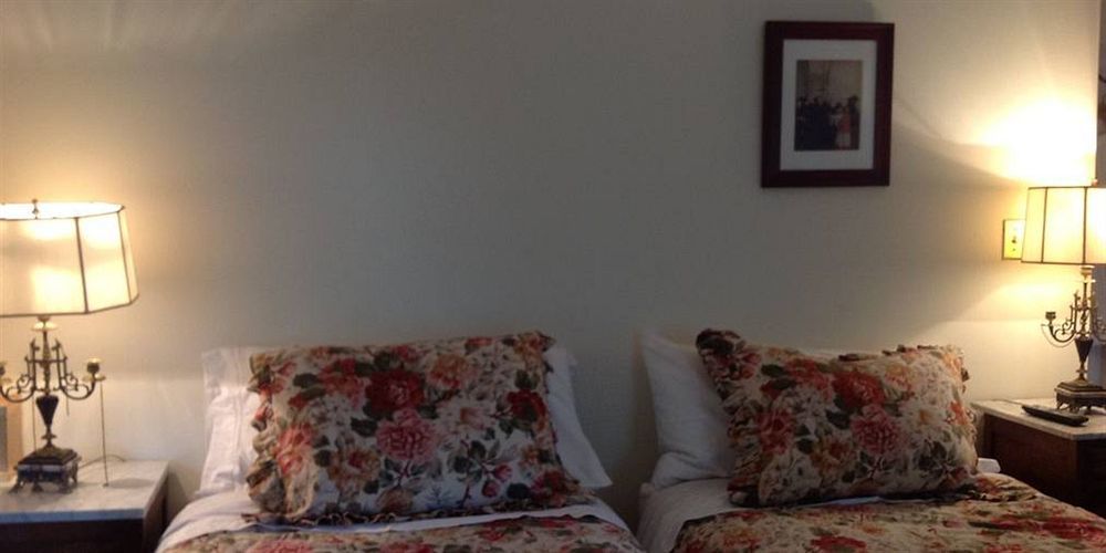 The Red Hook Country Inn, An "Old Rhinebeck" Bed & Breakfast Экстерьер фото