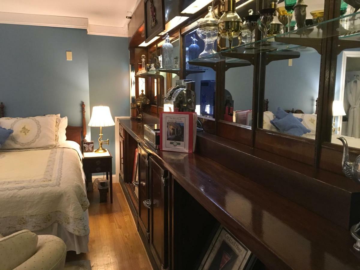 The Red Hook Country Inn, An "Old Rhinebeck" Bed & Breakfast Экстерьер фото